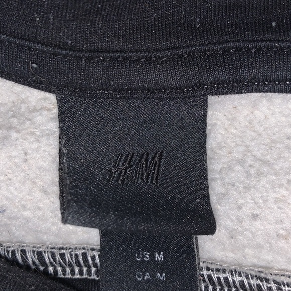 H&M Men’s Turtleneck Sweater - Picture 3 of 3